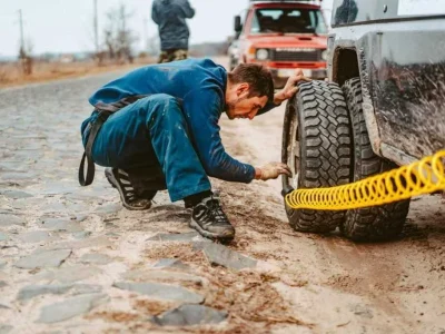 Stuck In Ditch Winch Services in houston tx